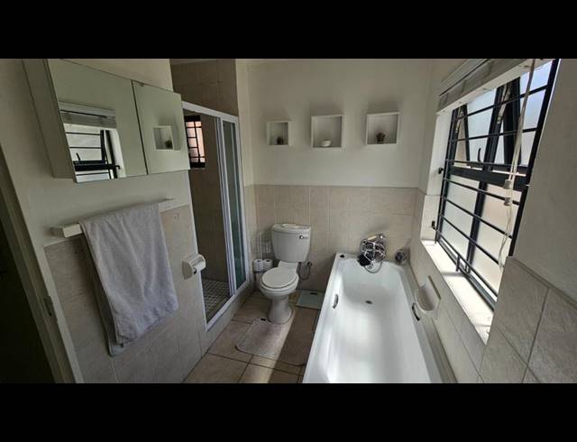 1 BEDROOM APARTMENT FOR SALE IN ROYAL ASCOT